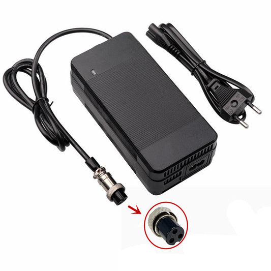 Cargador 54.6V 2A conector GX16  （con ventilador）