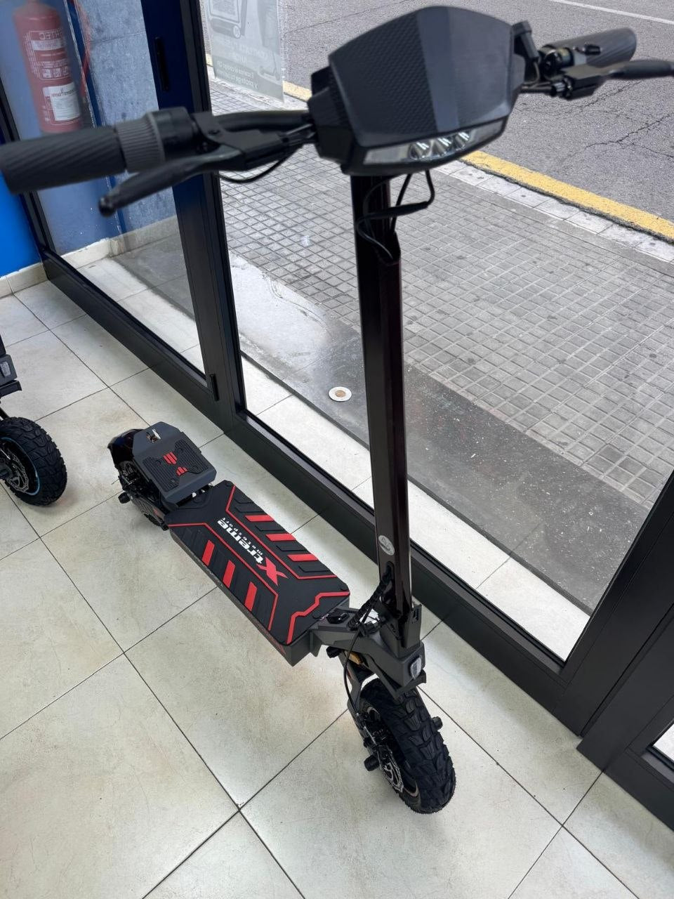Patinete Eléctrico Xtrem F1 — Homologado DGT 800W | 50km Autonomía